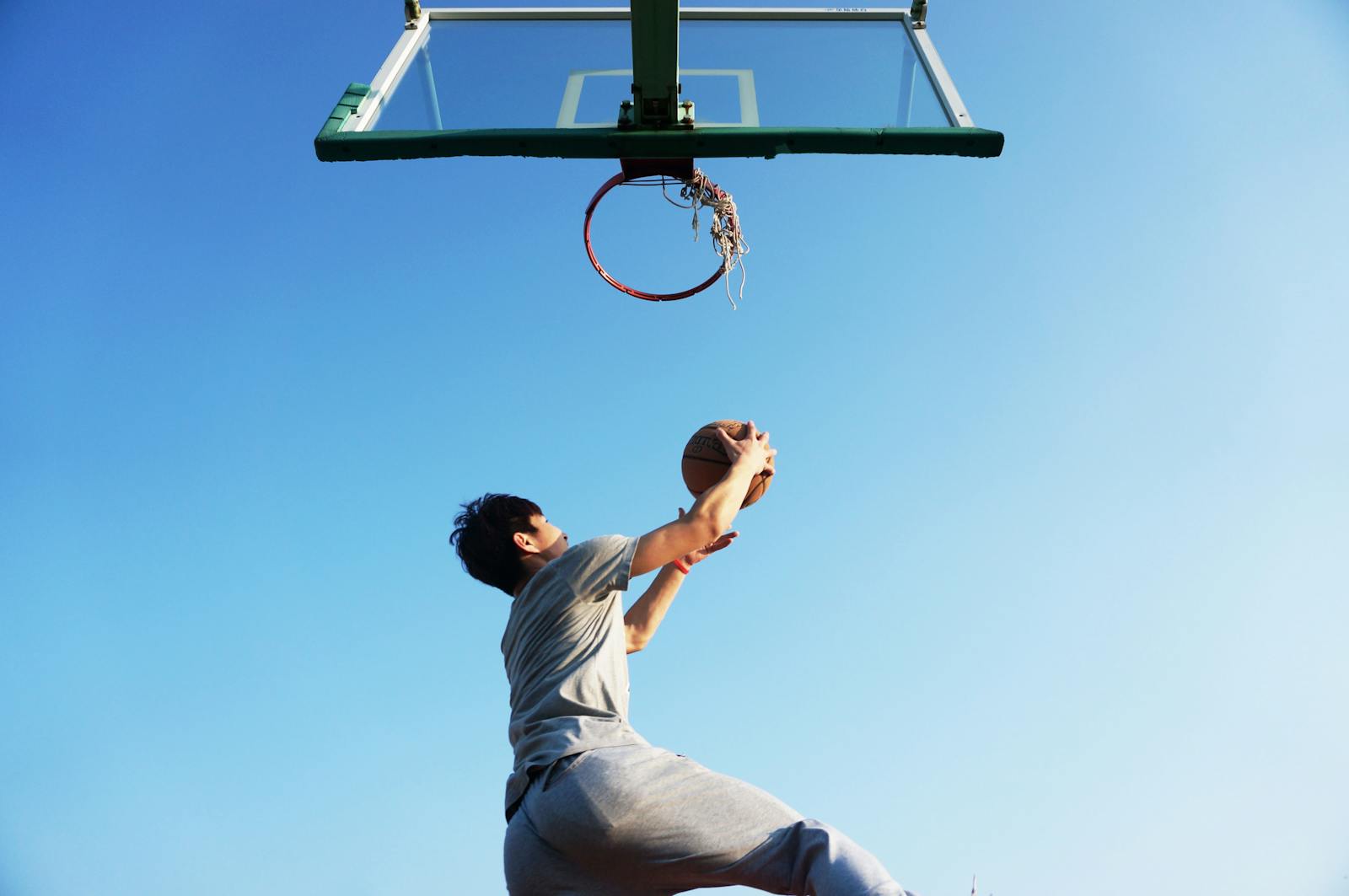 大师彩票网 — 大乐透赛场扣篮瞬间